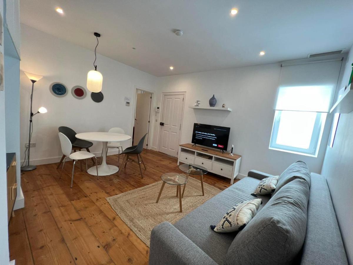 Peaceful 1Br With Shared Terrace At The Nook Apartment Gibraltar Bagian luar foto