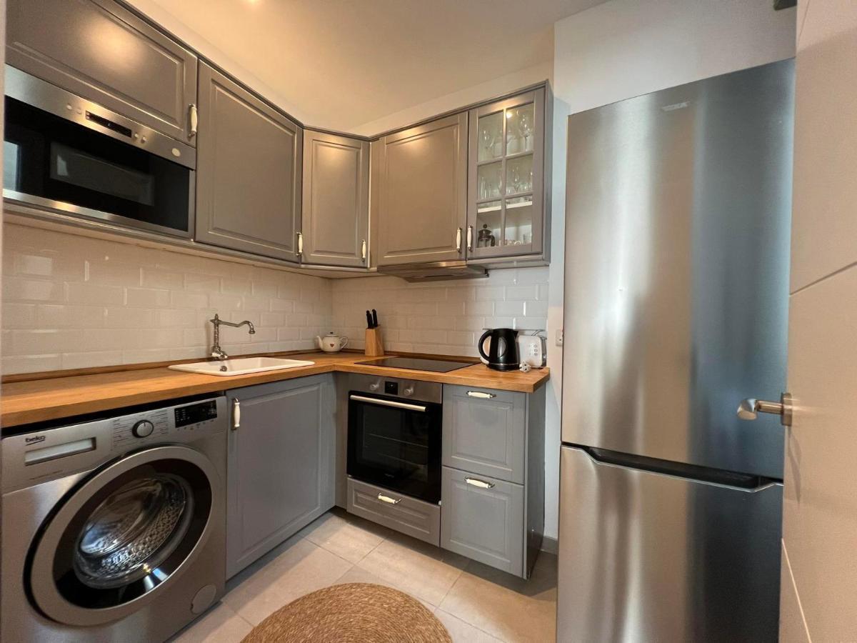 Peaceful 1Br With Shared Terrace At The Nook Apartment Gibraltar Bagian luar foto