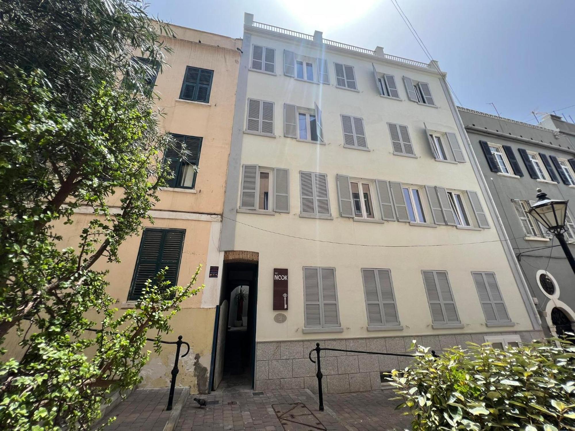Peaceful 1Br With Shared Terrace At The Nook Apartment Gibraltar Bagian luar foto